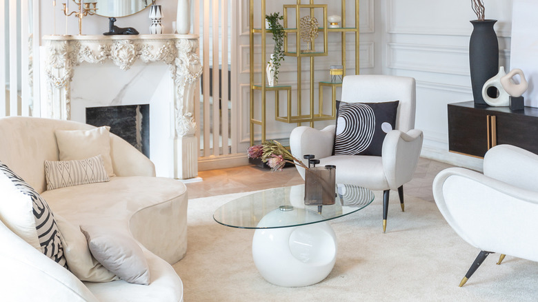 Heritage Craftsmanship: Integrating Traditional Techniques in Contemporary Interiors